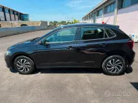 Usata VW Polo Style 95 CV (69 kW) 2023 Nero Utilitaria