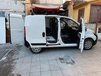Usata Peugeot Bipper 75 CV (55 kW) 2014 Bianco Monovolume