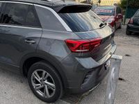 Usata VW T-Roc R-line 149 CV (109 kW) 2022 Grigio SUV