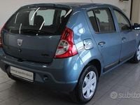 Usata Dacia Sandero 75 CV (55 kW) 2009 Celeste Utilitaria