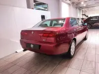 Usata Alfa Romeo 166 155 CV (114 kW) 1999 Rosso Berlina