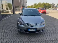 Usata Mazda 3 Style 105 CV (77 kW) 2005 Bluazzurro Berlina