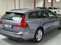 Usata Volvo V60 Business Edition 197 CV (144 kW) 2021 Grigio Station wagon