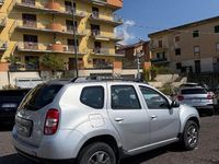 Usata Dacia Duster Lauréate 110 CV (80 kW) 2017 Grigio SUV