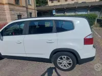 Usata Chevrolet Orlando 131 CV (96 kW) 2011 Grigio Monovolume