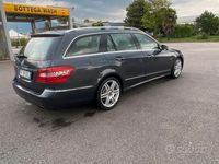 Usata Mercedes E350 Avantgarde 231 CV (169 kW) 2011 Blu Station wagon