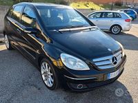 Usata Mercedes B180 109 CV (80 kW) 2008 Nero Monovolume