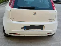 Usata Fiat Grande Punto 77 CV (56 kW) 2009 Bianco Utilitaria