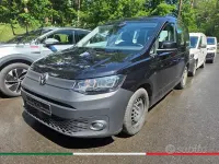 Usata VW Caddy 122 CV (89 kW) 2022 Nero Monovolume