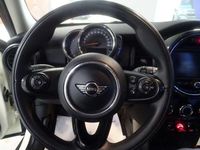 Begagnad Mini ONE 102 HK (75 kW) 2018 Vit Halvkombi