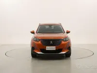 Usata Peugeot 2008 Allure 110 CV (80 kW) 2021 Arancione SUV