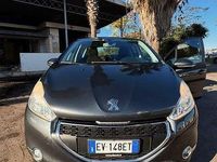 Usata Peugeot 208 Allure 82 CV (60 kW) 2014 Utilitaria