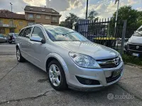Usata Opel Astra Cosmo 110 CV (80 kW) 2008 Grigio Station wagon