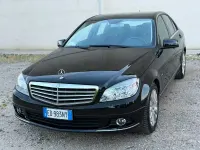Usata Mercedes C200 136 CV (100 kW) 2010 Nero Berlina