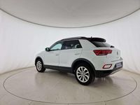 Usata VW T-Roc Edition 116 CV (85 kW) 2024 Pure white nero SUV