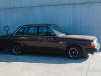 Usata Volvo 244 1980 Marrone Berlina