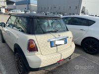 Usata Mini ONE 95 CV (69 kW) 2007 Beige Utilitaria