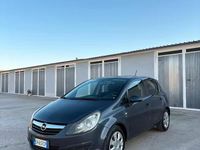Usata Opel Corsa 75 CV (55 kW) 2011 Grigio Utilitaria