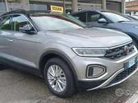 Usata VW T-Roc Life 110 CV (80 kW) 2023 Grigio SUV