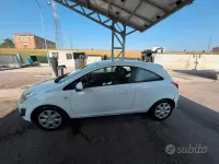 Usata Opel Corsa Club 86 CV (63 kW) 2012 Bianco Utilitaria