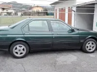 Usata Alfa Romeo 164 145 CV (106 kW) 1989 Verde Berlina