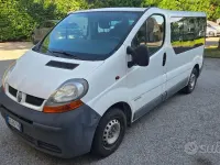 Begagnad Renault Trafic 100 HK (73 kW) 2003 Vit Minibuss