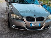 Usata BMW 318 2009 Marrone Berlina