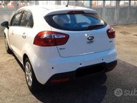 usata Kia Rio 3ª serie - 2013