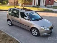 Usata Skoda Roomster 86 CV (63 kW) 2011 Beige Monovolume