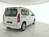 Usata Toyota Proace Lounge 102 CV (75 kW) 2024 Bianco Monovolume