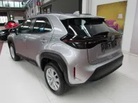 Usata Toyota Yaris Cross Active 92 CV (67 kW) 2025 Argento SUV