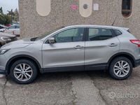 Usata Nissan Qashqai N-Connecta 110 CV (80 kW) 2016 Grigio SUV