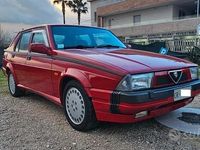 Usata Alfa Romeo 75 Quadrifoglio Verde 155 CV (114 kW) 1989 Rosso Berlina