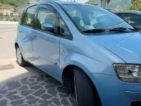 Usata Fiat Idea 95 CV (69 kW) 2006 Bluazzurro Monovolume