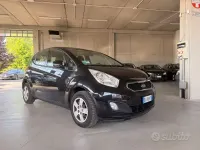 Usata Kia Venga Active 90 CV (66 kW) 2014 Nero Utilitaria