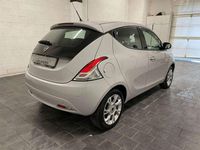 Usata Lancia Ypsilon 69 CV (50 kW) 2019 Grigio Utilitaria
