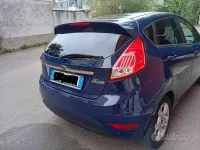 Usata Ford Fiesta Titanium 100 CV (73 kW) 2016 Blu Utilitaria