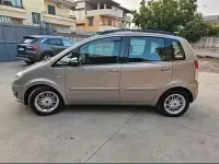 Usata Lancia Musa 120 CV (88 kW) 2008 Marrone Monovolume