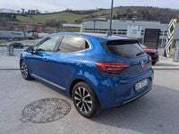 Usata Renault Clio V Techno 145 CV (106 kW) 2023 Blu Berlina