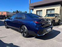 Usata BMW i7 M Sport 400 kW (544 CV) 2024 Blu/azzurro Berlina