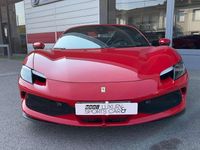 Usata Ferrari 296 663 CV (487 kW) 2023 Rosso corsa Cabrio