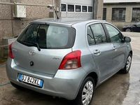 Begagnad Toyota Yaris Sol 87 HK (63 kW) 2007 Silver Sedan