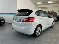 Usata BMW 218 Advantage 136 CV (100 kW) 2018 Bianco Station wagon