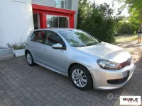 Usata VW Golf VI Highline 105 CV (77 kW) 2011 Grigio chiaro Utilitaria