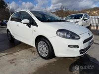 Usata Fiat Punto Street 75 CV (55 kW) 2013 Bianco Utilitaria