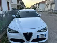 Usata Alfa Romeo Giulia Super 150 CV (110 kW) 2018 Bianco Berlina