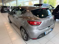 Usata Renault Clio IV 75 CV (55 kW) 2014 Grigio cassiopea metallizzato Berlina