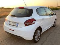 Usata Peugeot 208 75 CV (55 kW) 2018 Bianco Utilitaria
