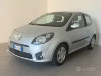 Usata Renault Twingo Initiale 75 CV (55 kW) 2008 Grigio Utilitaria