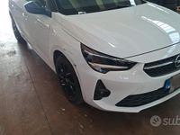 Usata Opel Corsa 100 CV (73 kW) 2022 Bianco Utilitaria
